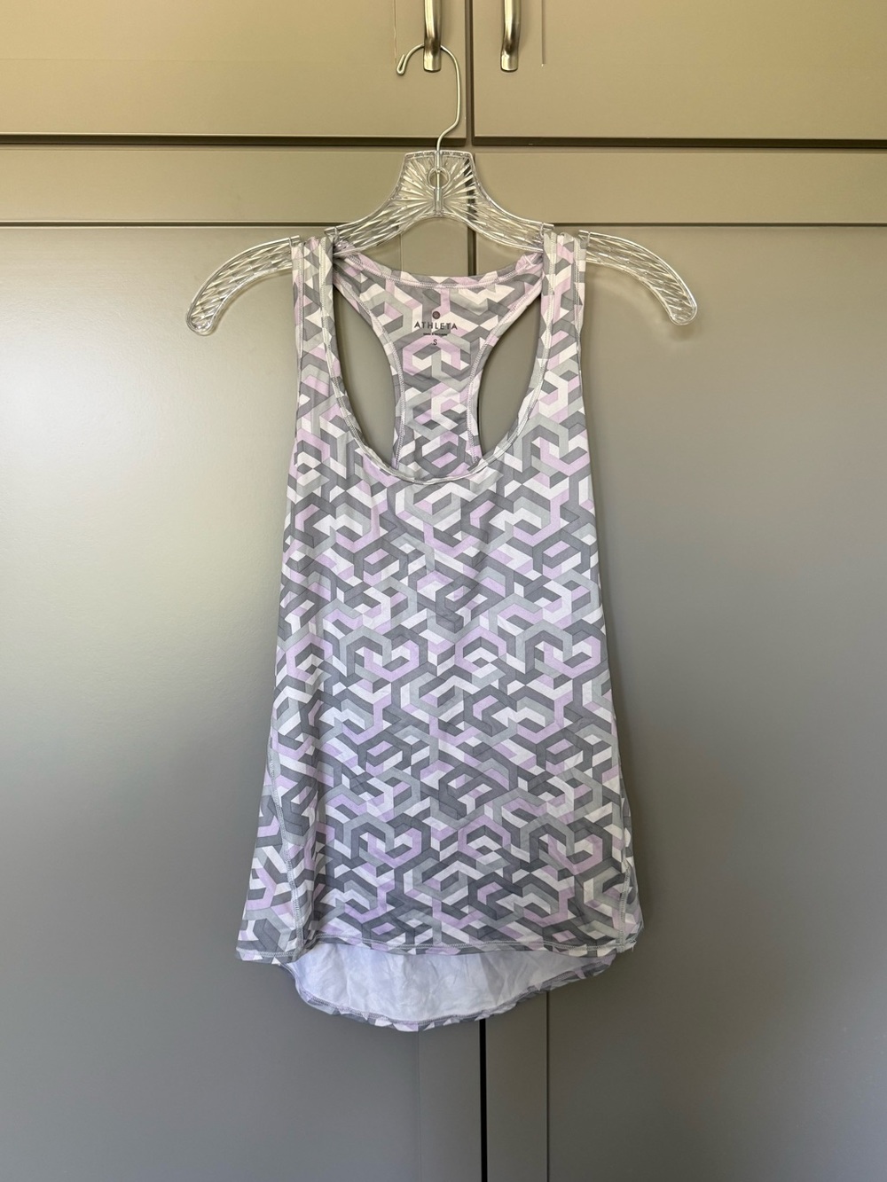 Athleta Women’s Chi Active Tank in Gray, white and light pink geometric pattern